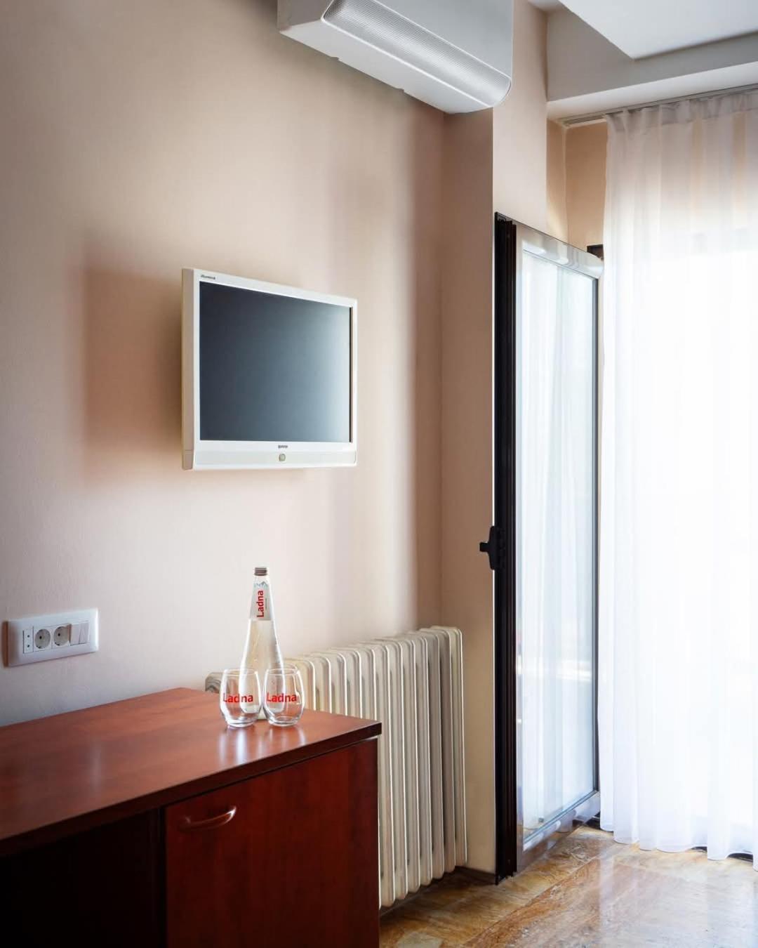 Hotel Sileks Охрид Екстер'єр фото